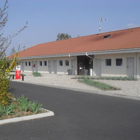 Hotel Evan Lempdes sur Allagnon Экстерьер фото