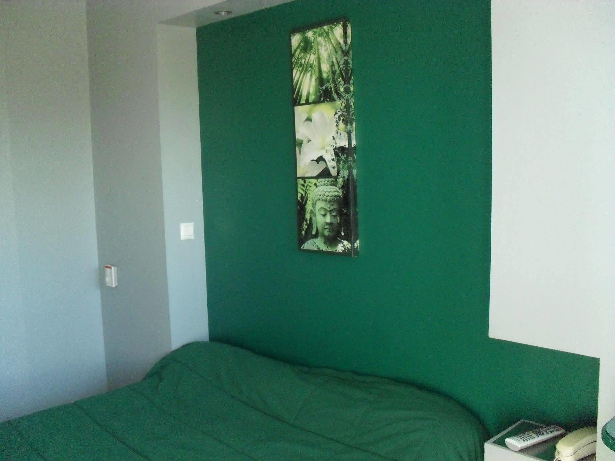 Hotel Evan Lempdes sur Allagnon Экстерьер фото